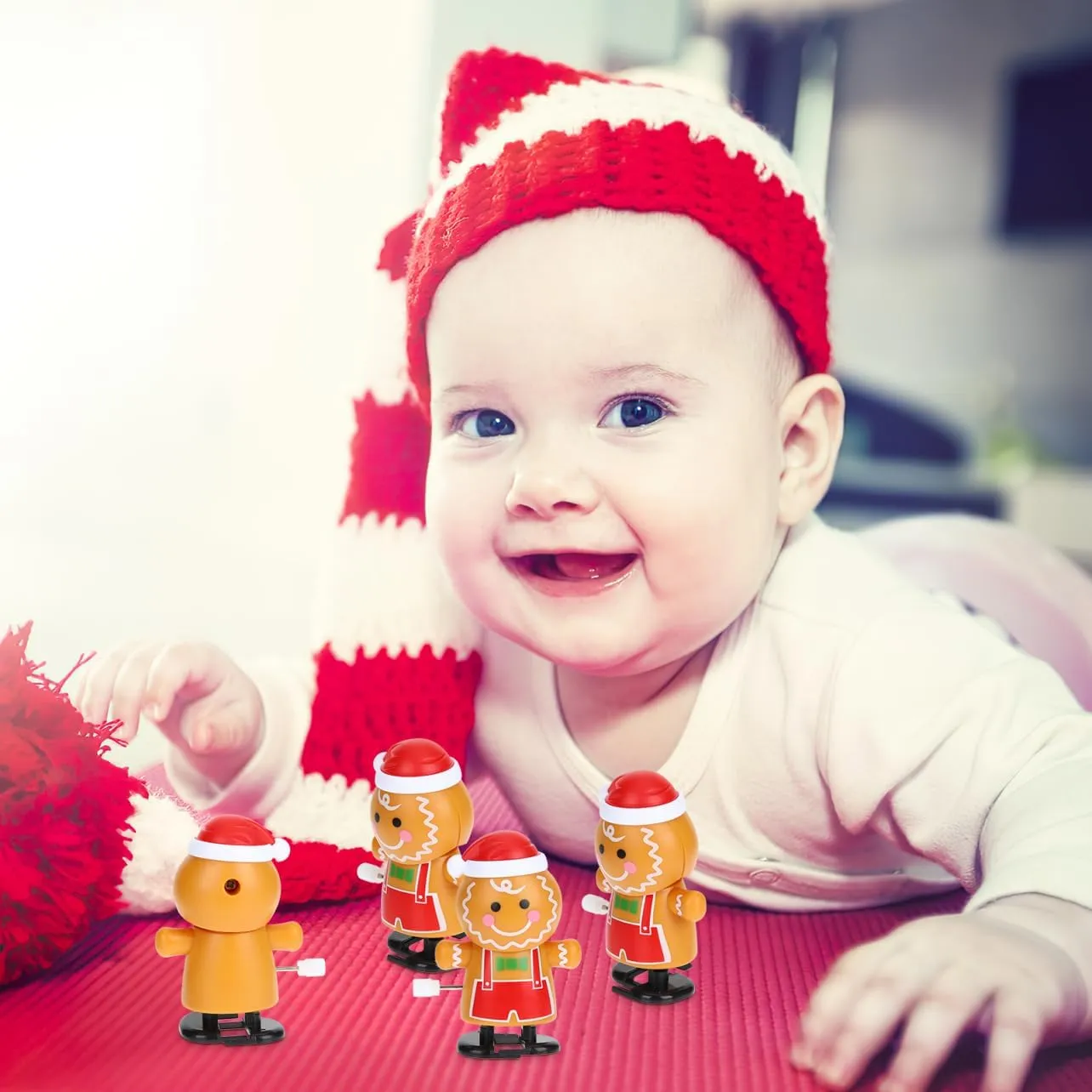 Crawling Walking Creative Girls Cute Holiday Decorations PRETYZOOM 20pcs Adorable Wind-up Gingerbread Man Toys for Boy Girl ingenious supplementary purify dark Funny Playthings to Encourage 