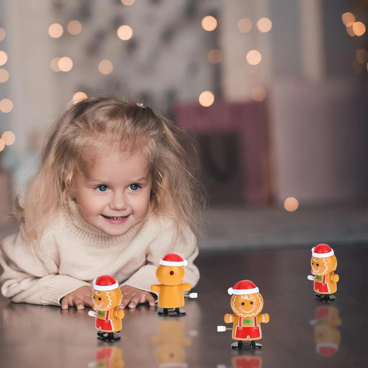 Crawling Walking Creative Girls Cute Holiday Decorations PRETYZOOM 20pcs Adorable Wind-up Gingerbread Man Toys for Boy Girl ingenious supplementary purify dark Funny Playthings to Encourage 