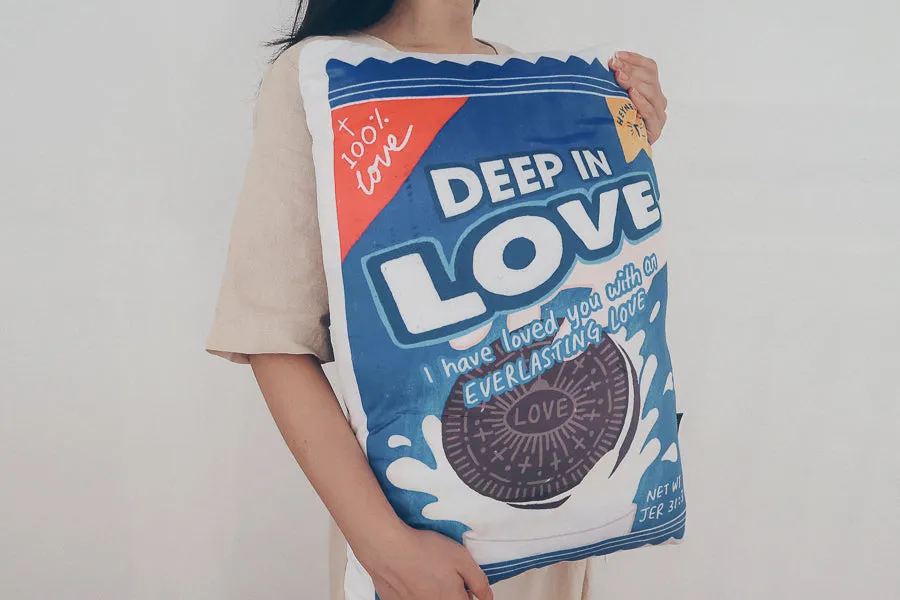 Deep In Love Biscuit {Plush Toy}