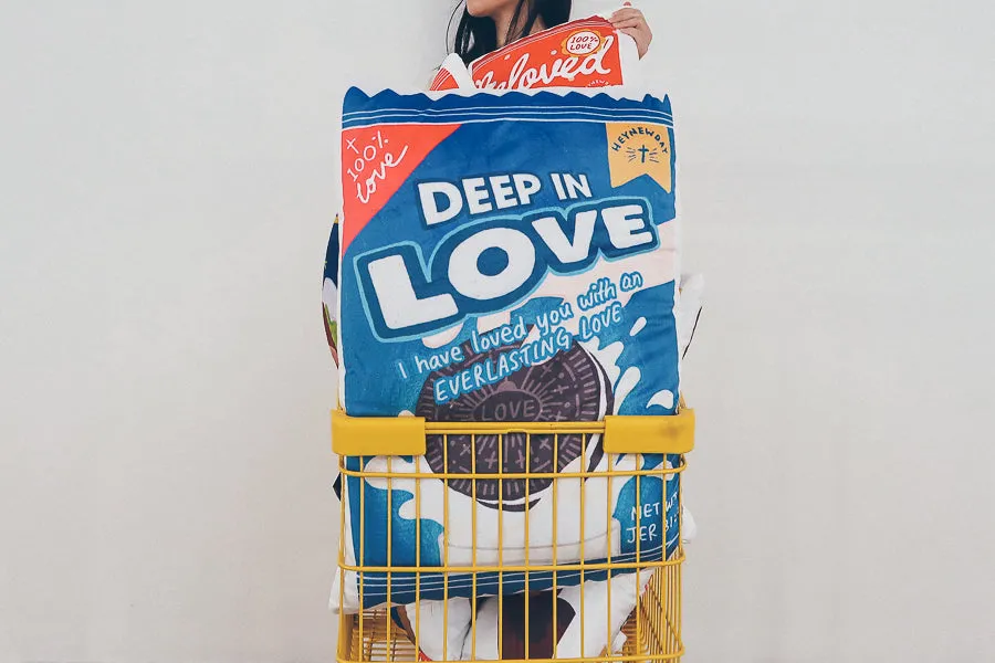 Deep In Love Biscuit {Plush Toy}