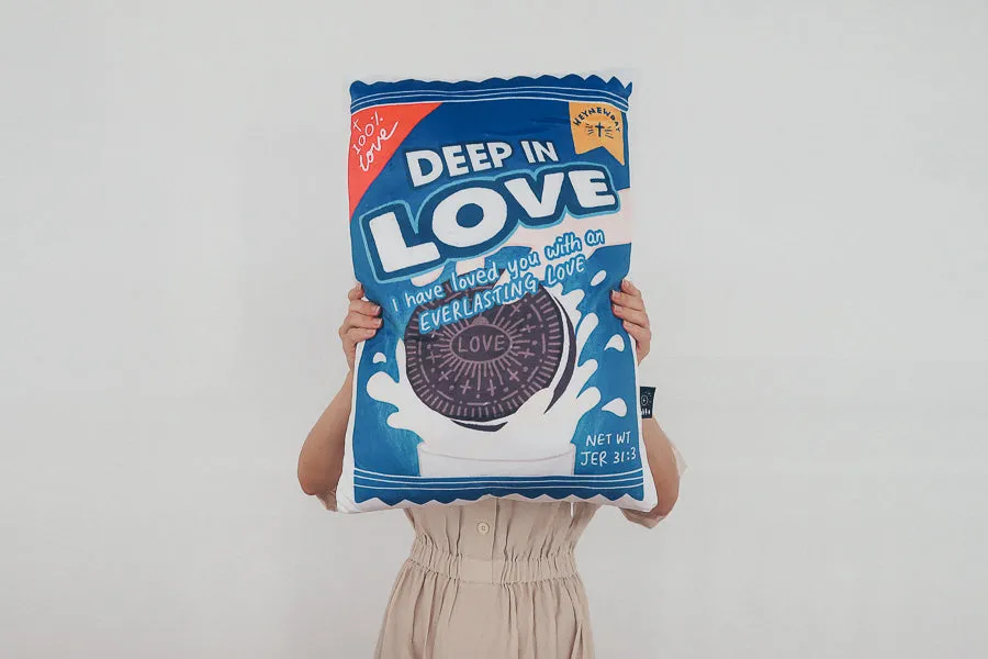 Deep In Love Biscuit {Plush Toy}