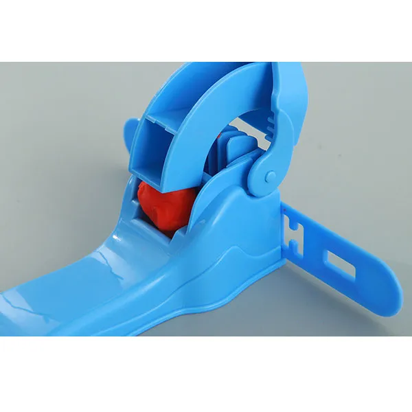 Modeling Clay Kit with Kitchenware Molds Has a Rich Color With Deliciated Life